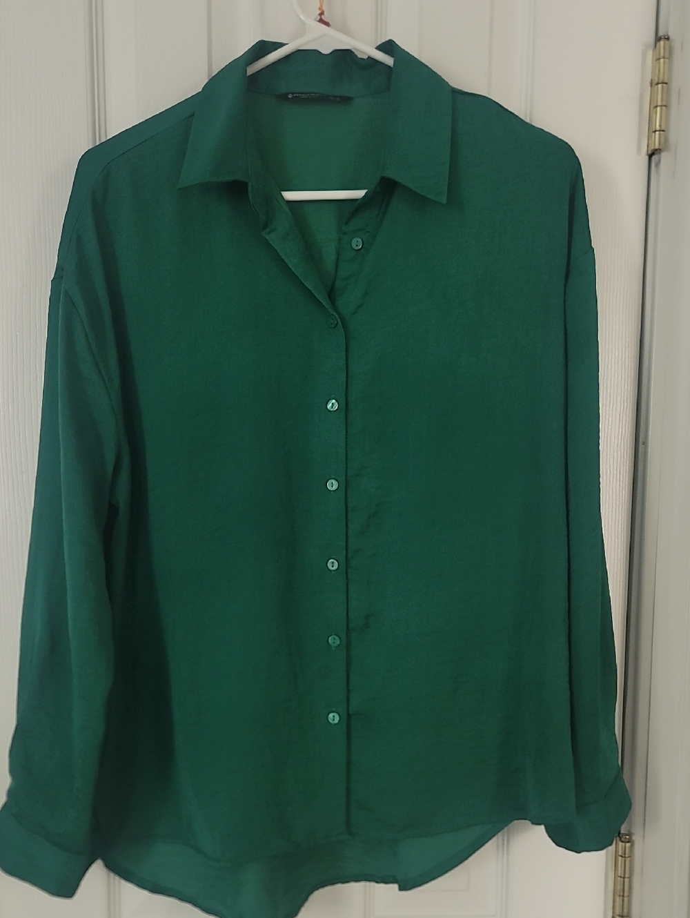 stradivarius Emerald Green Casual Button-Down Shirt